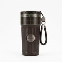 Tasse de bureau isotherme à double paroi en acier inoxydable écologique réutilisable avec paille rabattable pour café et eau