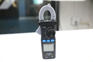 Calibrador de alta precisión y alta eficiencia MAKLE, pinza amperimétrica digital LCD, medidor de 600A, medida de resistencia de voltaje actual - Product Image 3