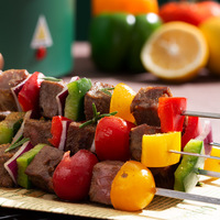 Brochettes de barbecue électriques faciles à nettoyer, 4 pièces, Grill d'intérieur rotatif sans fumée, de haute qualité