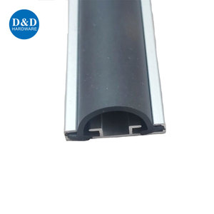 Joint <span class=keywords><strong>de</strong></span> <span class=keywords><strong>bas</strong></span> <span class=keywords><strong>de</strong></span> <span class=keywords><strong>porte</strong></span> en caoutchouc d'aluminium Joint <span class=keywords><strong>de</strong></span> balayage <span class=keywords><strong>de</strong></span> <span class=keywords><strong>porte</strong></span> Remplisseur d'espace <span class=keywords><strong>de</strong></span> <span class=keywords><strong>porte</strong></span> pour bâtiment commercial - Product Image 2