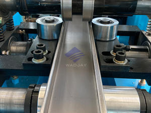 China leichte Galvanisierter Stahl-<span class=keywords><strong>C</strong></span>-Profilstahl U-Kanal-Stuhlrollenformmaschine - Product Image 4