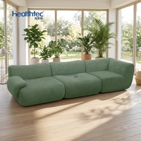 Canapé sectionnel simple et compact pour salon et appartement