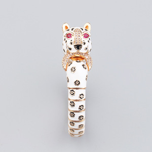 Wholesale Custom Gold Panther Fashion <b>Bracelet</b> for Women Luxury Jewelry with Ruby Eyes Bangle Bulk Order - Product Image 4