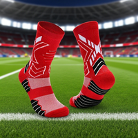 Chaussettes de football personnalisables Chaussettes de football d'équipe Chaussettes d'automne tricotées et antidérapantes de style athlète avec logo personnalisé sur la manchette