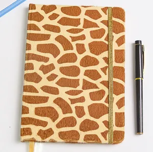 2024 Nouveau cahier léopard Design avec journal de mode Journal doublé en relief doré avec matériau en velours