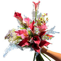 Maßgefertigter Handgemachter Lila-Rosa Calla-Lilien Brautstrauß, Künstliche Blumen, Handstrauß, Outdoor-Hochzeitsfotografie-Requisite