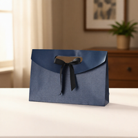 Boîte cadeau universelle en carton blanc avec ruban et papier nacré pour foulard, châle, sous-vêtements, vêtements – Boîte cadeau de Noël