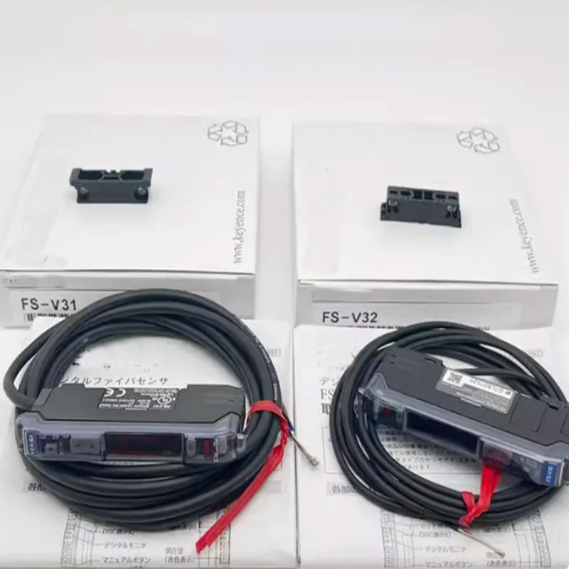 Keyence FS-V31 Digital Fiber Optic Sensor for Intensity Detection