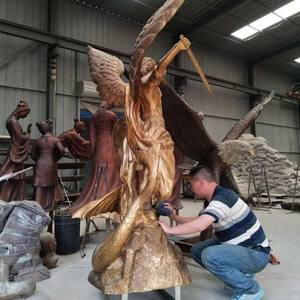 Statua d'Angelo a Grandezza Naturale Forgiata a Mano Vincentaa, Fornitore di Sculture Mitologiche - Product Image 3