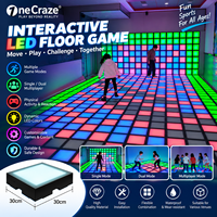 Dalles de sol LED interactives personnalisées pour jeux de sol, idéales pour les jeux de Hopscotch et Floor Is Lava en aire de jeux intérieure