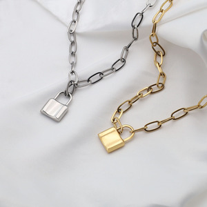 Women's Titanium Steel Padlock Pendant Necklace Chunky Chain Geometric Design Fashion Jewelry Silver Color - Product Image 3