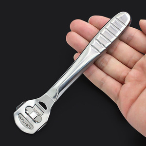 WELLFLYER <strong>Hand</strong> <strong>Callus</strong> <strong>Remover</strong> Foot File Kit Shaver Refill Tool <strong>Callus</strong> <strong>Remover</strong> Dead and Hard Skin Pedicure Tools - Product Image 4