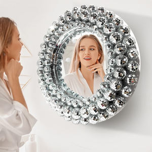 Miroir de maquillage Chuang De avec lumières, miroir de coiffeuse scintillant pour la décoration de la chambre à coucher, table de toilette - Product Image 1