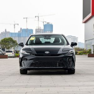 Çin Camrys Akıllı Uygulama Kontrollü Kaslı Beyaz 2.0 L Sedan İkinci El Araba Hibrit Toyota - Product Image 1