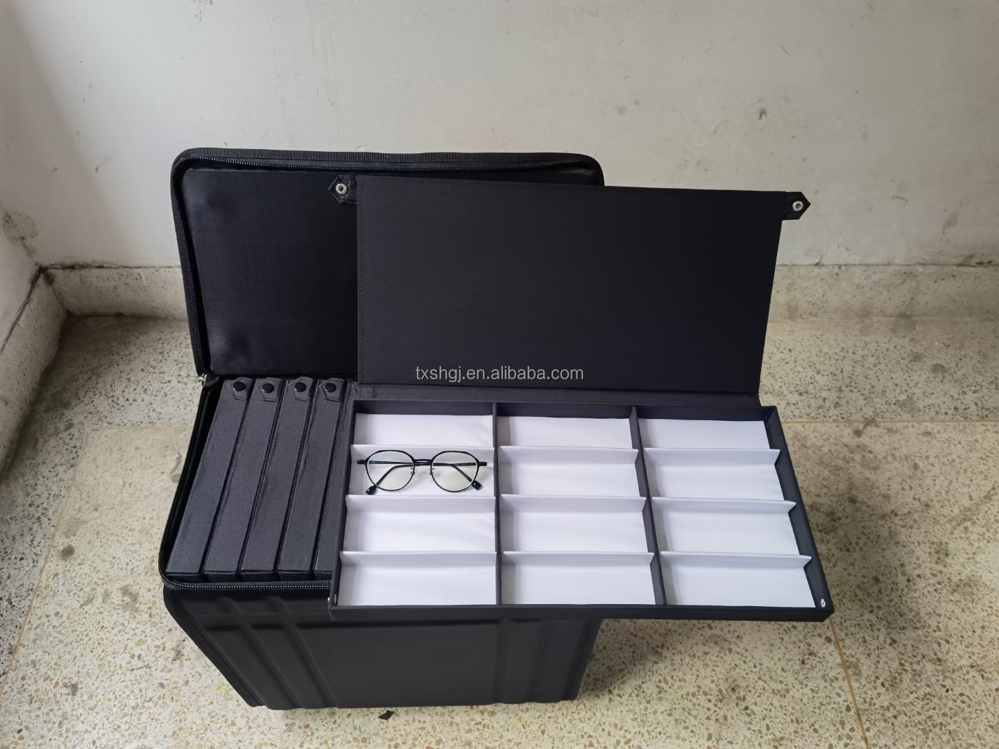 Fashion Durable Oxford Fabric Optical Frames Display Trolley Suitcase