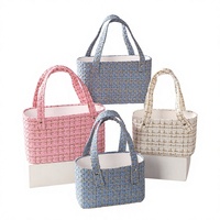 Panier à fleurs rectangulaire blanc en carton, style panier-cadeau, pour la Saint-Valentin, Chine