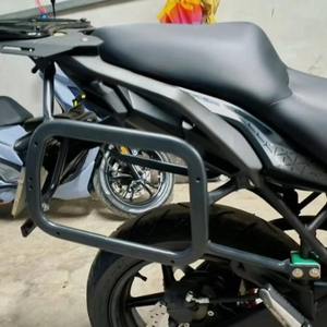 กล่องข้างสำหรับรถจักรยานยนต์ ชั้นวางสัมภาระด้านหลัง ที่ยึดสัมภาระ กล่องท้ายรถ กล่องเก็บของด้านบน สำหรับ Kawasaki Versys 650 - Product Image 3