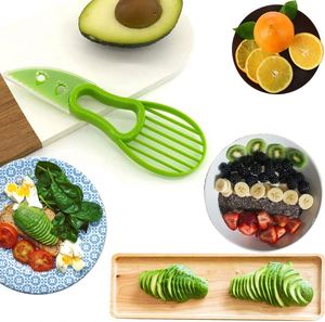 Coupe-avocat manuel 3-en-1 en plastique vert sans BPA avec poignée ergonomique et éplucheur, logo du fabricant - Product Image 2