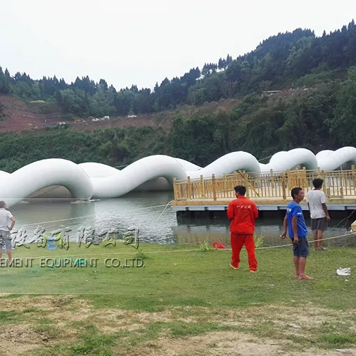 Inflable rebote puente inflable flotante de agua al aire libre puente park