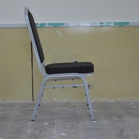 Chaises modernes pour auditoriums et banquets d'hôtel, en fer robuste, mobilier commercial pour événements de mariage et usage domestique – Vente chaude