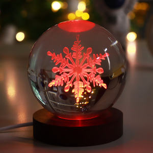 Coloré changé 3D flocon <span class=keywords><strong>de</strong></span> neige <span class=keywords><strong>noël</strong></span> vacances cadeau cristal veilleuse <span class=keywords><strong>boule</strong></span> lampe Laser gravure cristal <span class=keywords><strong>boule</strong></span> <span class=keywords><strong>de</strong></span> <span class=keywords><strong>noël</strong></span> - Product Image 6