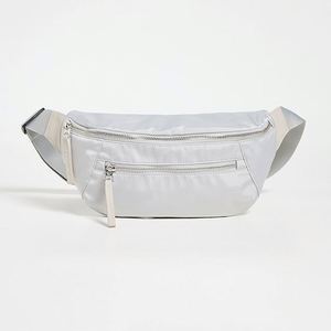 Sac banane personnalisé Keymay Fashion pour femme, en nylon gris, avec quincaillerie argentée, fermeture éclair, étanche, sac de voyage bandoulière - Product Image 3
