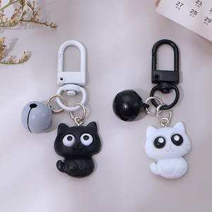 CHENXI Porte-clés en résine acrylique chat noir mignon et amusant – Breloque légère pour téléphone et pendentif pour sac à dos, idéal pour clés de voiture - Product Image 5
