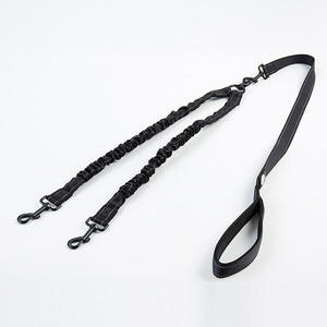 <span class=keywords><strong>Deux</strong></span> crochets pour chien de compagnie Double tête à double extrémité Double chien marchant laisse pour animaux de compagnie un remorquage <span class=keywords><strong>deux</strong></span> gros chien laisse - Product Image 6
