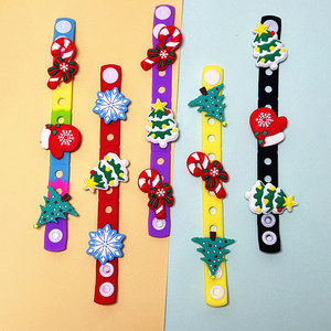 Xiyin Christmas Edition Perforated Shoes <b>Flower</b> <b>Bracelet</b> Children's Wear Wholesale - Product Image 1