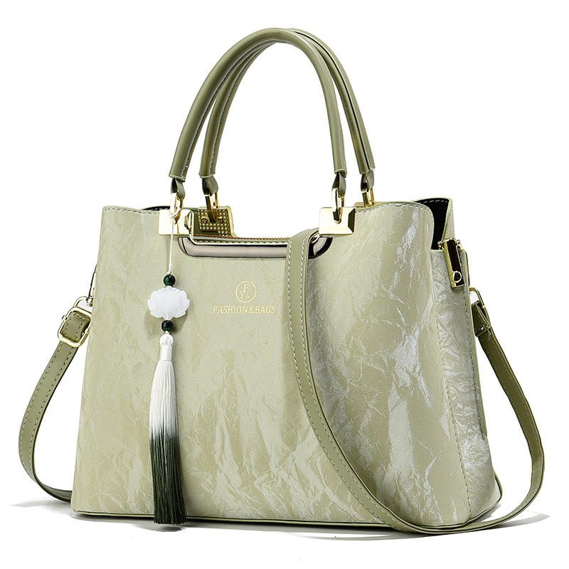 Wholesale Luxury Ladies Shoulder Bags Perfect for All Seasons