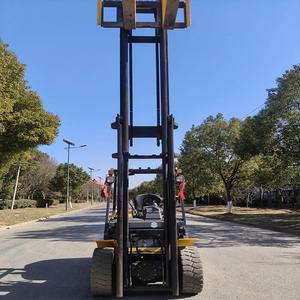 Gebrauchter KOMATSU FD50 Gabelstapler 5 Tonnen Innenstapler Japan Original Komatsu Gabelstapler Diesel Gebraucht - Product Image 1