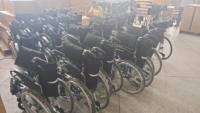 Fauteuil roulant manuel tout-terrain léger en aluminium avec accoudoirs réglables en hauteur, chaise de mobilité active autopropulsée