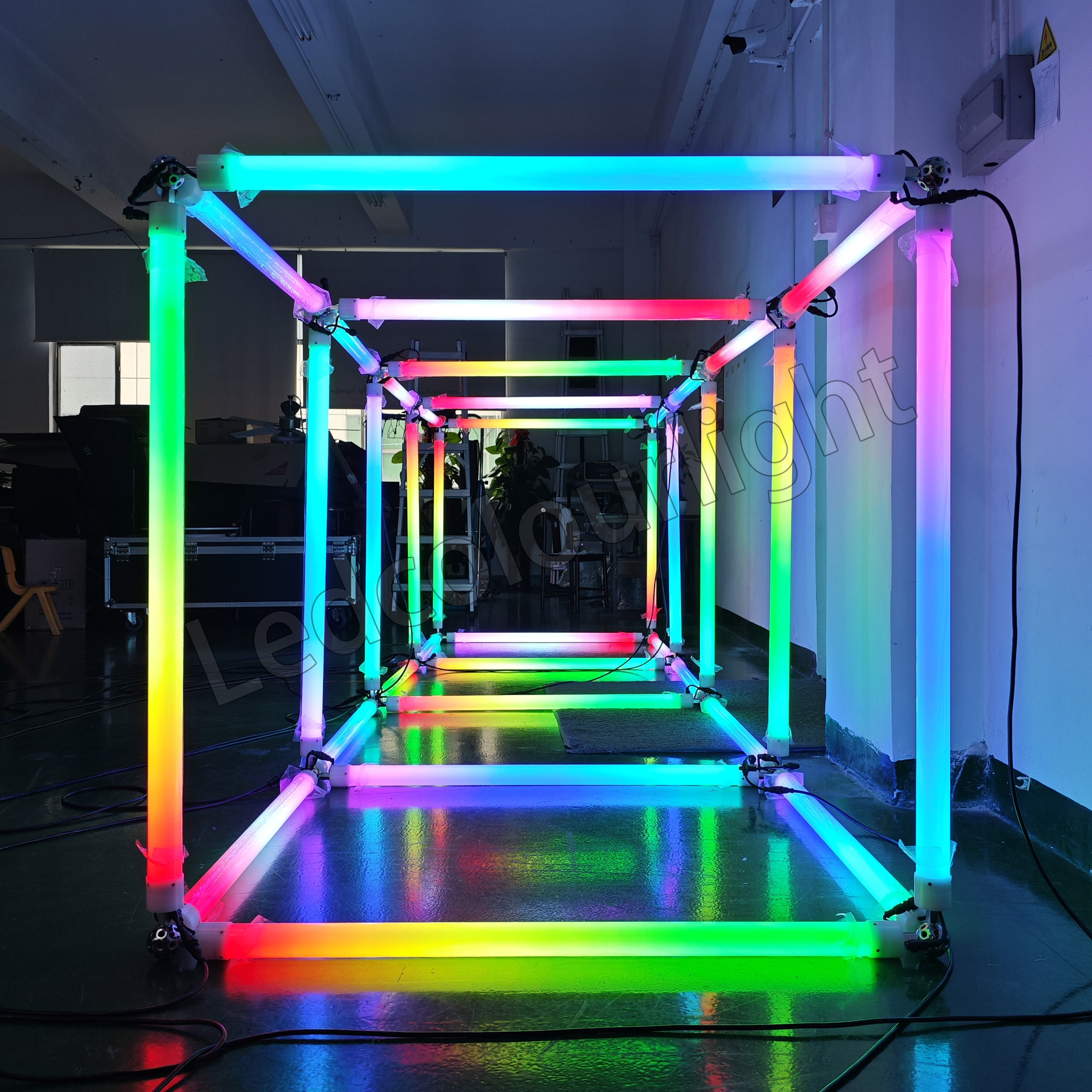 Ledcolourlight 360 LED Pixel Tube IP65 Led Matrix Light DMX RGB Theme Park Stage Lighting