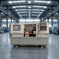 Torno CNC Horizontal de Alta Resistencia CK6150 con Control GSK y Estructura de Bancada Plana para Procesamiento de Piezas de Precisión en Lotes