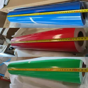 Matériel d'enseigne extérieure Rouleau de vinyle à découper en couleur Film PVC d'impression d'étiquettes auto-adhésives pour traceur de découpe