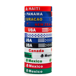 Weltfußball-Match Silikon-Armbänder Wasserdicht Umweltfreundlich Nationalflaggen-Designs Modische Fußball-Party-Accessoires - Product Image 3