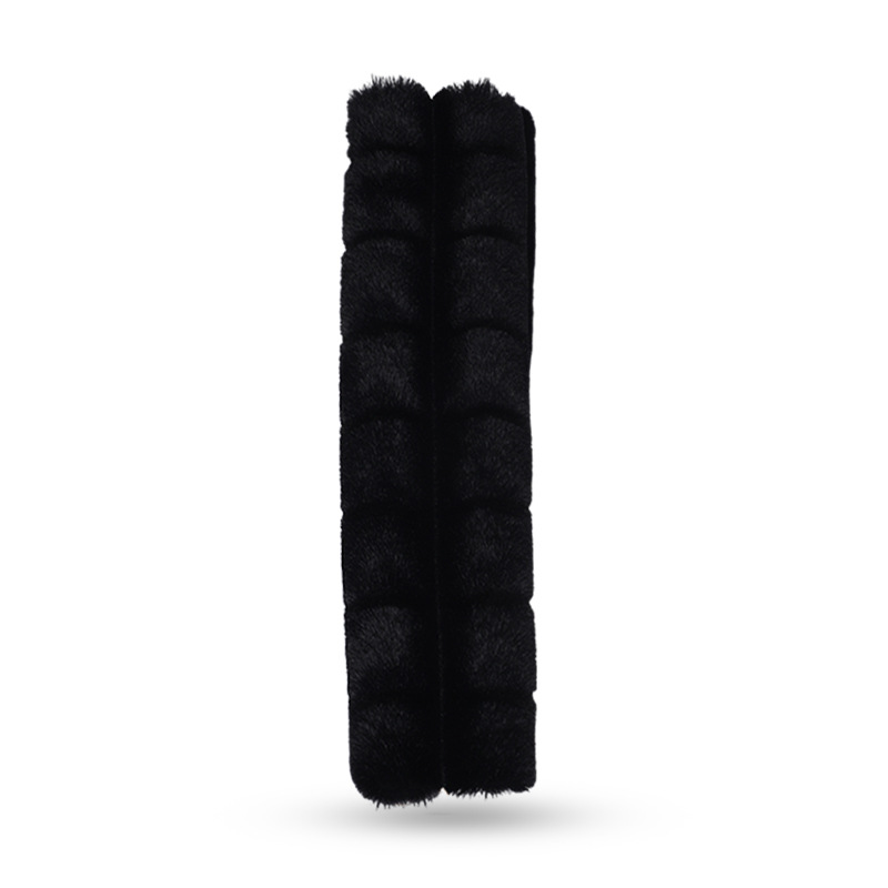 Épaulettes en pâte feuilletée en fourrure de lapin, noir