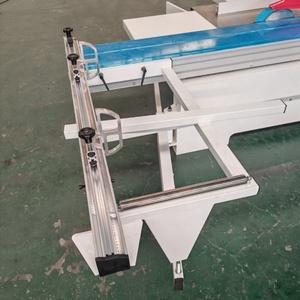 Sierra de Panel Deslizante de Venta Caliente para Cortar Madera, Fácil de Operar, con Motor PLC y Rodamientos, Venta Directa de Fábrica - Product Image 3