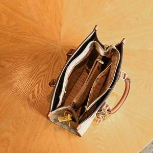 Женская сумка через плечо - Product Image 4