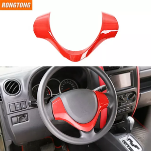 Auto accesorios decorativos en forma de U de la cubierta del <span class=keywords><strong>volante</strong></span> del coche del corte para <span class=keywords><strong>Suzuki</strong></span> <span class=keywords><strong>Jimny</strong></span> 2015-2017 - Product Image 3