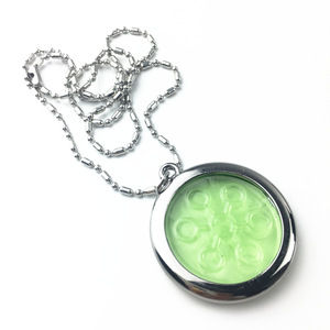 Pendentif énergétique des cinq éléments verts, collier en acier inoxydable, forme ronde, unisexe - Product Image 4