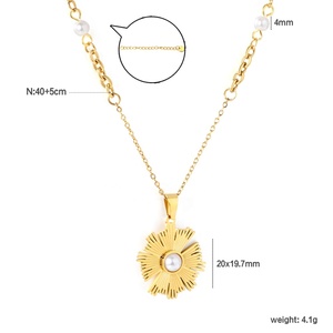 Joyería de Moda, Collar de Cadena de Acero Inoxidable Chapado en Oro de 18K con Colgante de Perla y Flor para Mujer - Product Image 2