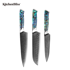 <span class=keywords><strong>Set</strong></span> <span class=keywords><strong>di</strong></span> <span class=keywords><strong>Coltelli</strong></span> <span class=keywords><strong>da</strong></span> Cucina Kitchenbliss, 67 Strati in Acciaio Damasco, Manico in Abalone, Coltello Santoku Professionale Giapponese - Product Image 1