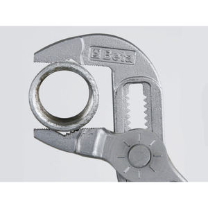 Beta 1047 <b>pliers</b> with push-button adjustment, 180-300mm - Product Image 3