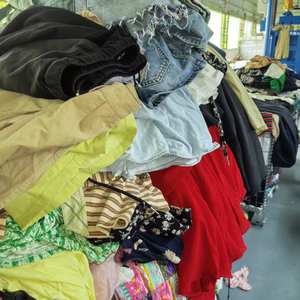 Abbigliamento Estivo Usato per Bambini a Prezzo di Fabbrica: Magliette, Pantaloni, Pantaloncini, Vestiti, Gonne, <span class=keywords><strong>Jeans</strong></span> - Product Image 5