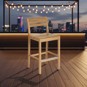Silla de Bar Laras, una elegante silla de bar de madera de teca que ofrece durabilidad, comodidad y una silueta refinada para entornos de bar modernos. - Product Image 1