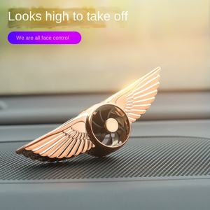 <span class=keywords><strong>Ailes</strong></span> d'aigle personnalisées en gros désodorisant de <span class=keywords><strong>voiture</strong></span> huile essentielle <span class=keywords><strong>voiture</strong></span> évent parfum aromathérapie diffuseur médaillon <span class=keywords><strong>voiture</strong></span> évent pince - Product Image 3