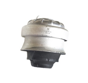 Supporto motore 1242401517 per Mercedes Benz <span class=keywords><strong>190</strong></span> W201 <span class=keywords><strong>W124</strong></span> - Product Image 3