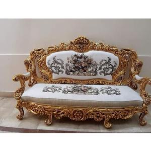 Canapé trois places en teck élégant, de style royal, au design luxueux pour une assise confortable et un intérieur raffiné - Product Image 3