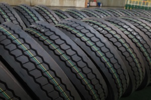 Llantas Radiales de Alta Calidad 12R22.5 12r22.5 para Camiones Comerciales, Garantía de 5 Años Incluida - Product Image 4